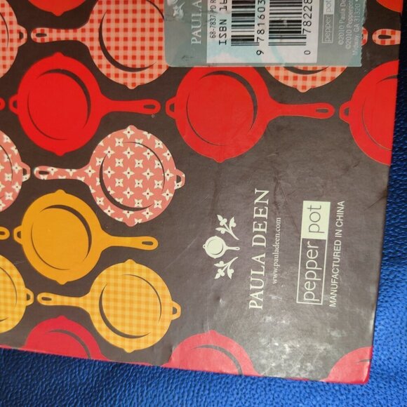 Recipe organizer for family heirloom meals and desserts by Paula Dean. Binder - Picture 3 of 8